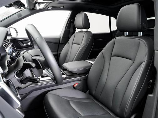 2025 Audi Q8 55 Premium Plus
