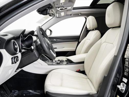 2019 Alfa Romeo Stelvio Ti