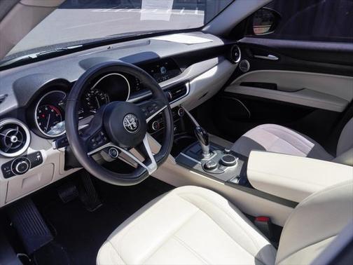 2019 Alfa Romeo Stelvio Ti