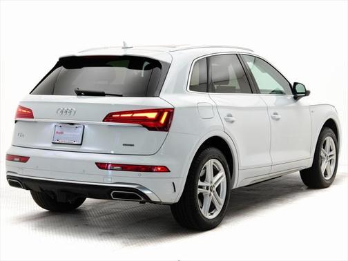 2021 Audi Q5 Premium Plus 55 TFSI e quattro S tronic