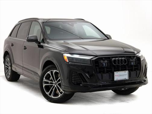 2025 Audi Q7 45 Premium
