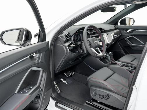 2025 Audi Q3 45 S line Premium Plus