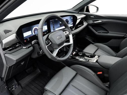Mythos Black Metallic 2027 Audi Q6 e-tron Premium Plus