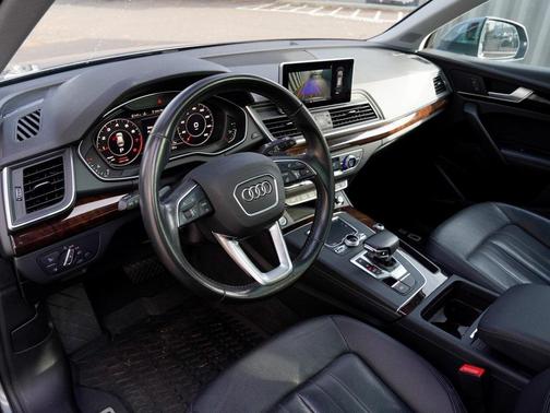 2019 Audi Q5 2.0T Premium Plus