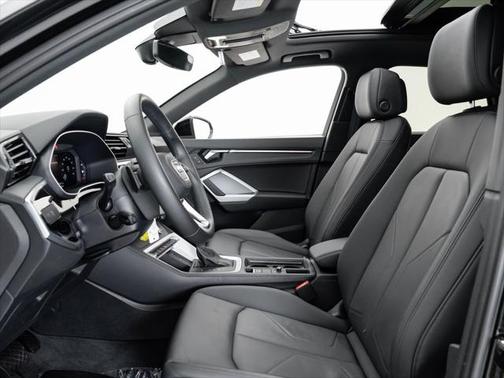 2022 Audi Q3 45 S line Premium Plus