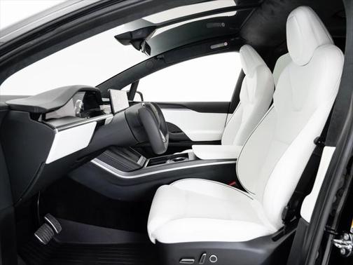 2023 Tesla Model X Plaid Tri Motor All-Wheel Drive