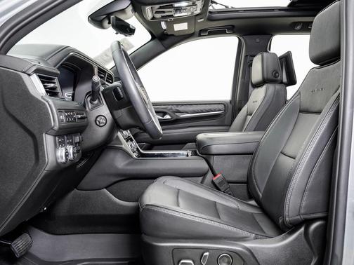 Sterling Metallic 2023 GMC Yukon Denali