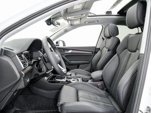 2025 Audi Q5 45 S line Premium Plus