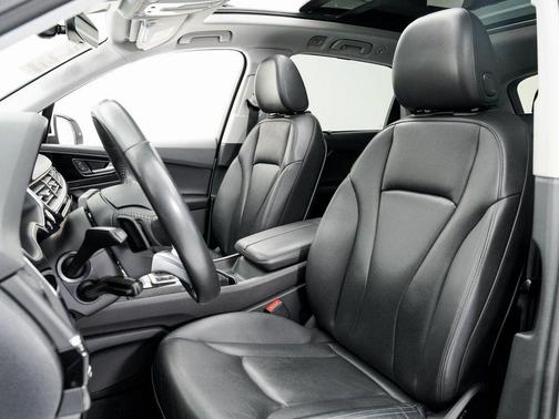 2019 Audi Q7 55 Prestige