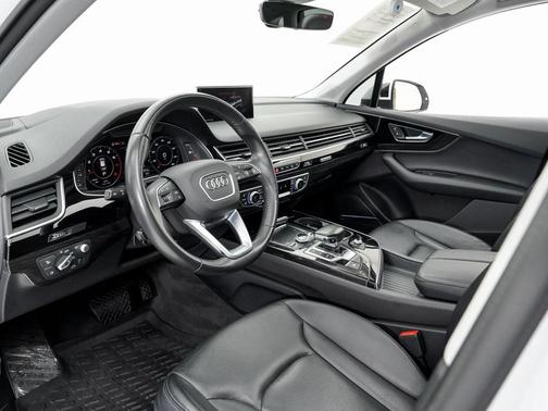 2019 Audi Q7 55 Prestige