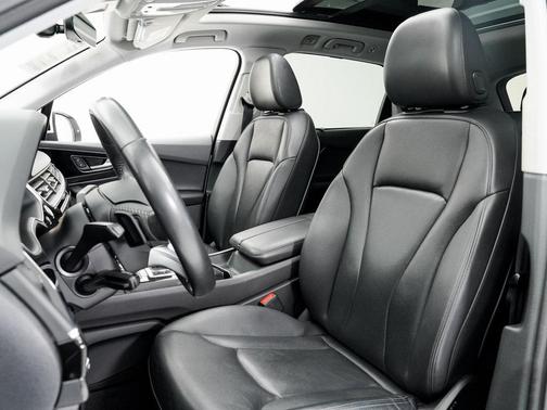 2019 Audi Q7 55 Prestige