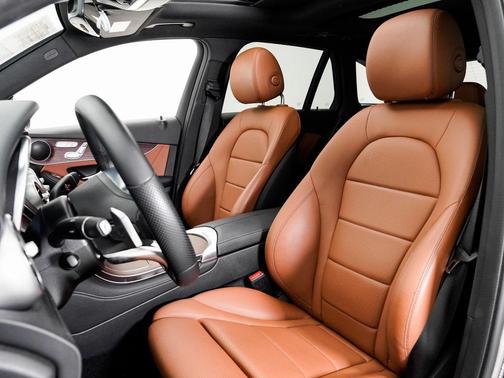 2021 Mercedes-Benz GLC 300 Base