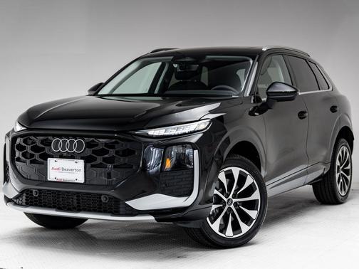 Mythos Black Metallic 2026 Audi Q3 TFSI quattro S tronic