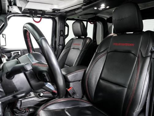 Black Clearcoat 2022 Jeep Gladiator Rubicon