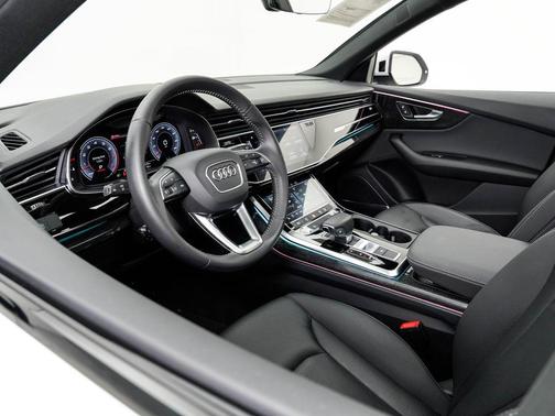 Glacier White 2019 Audi Q8 3.0T Premium Plus