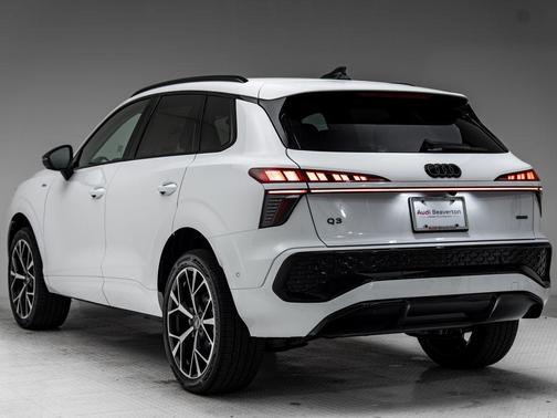 Arkona White 2026 Audi Q3 TFSI quattro S tronic