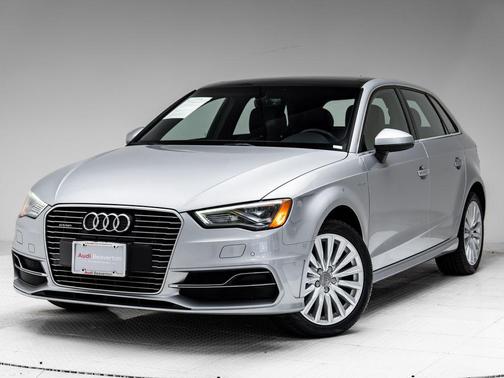Florett Silver Metallic 2016 Audi A3 e-tron 1.4T Tech Premium Plus