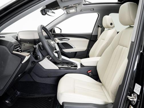 2025 Audi Q5 Premium