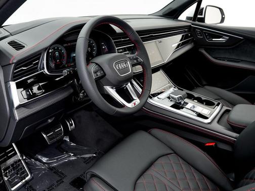 Glacier White Metallic 2026 Audi Q7 55 Prestige