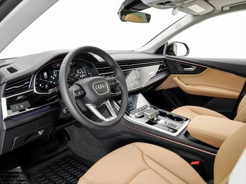 2023 Audi Q8 55 Premium Plus