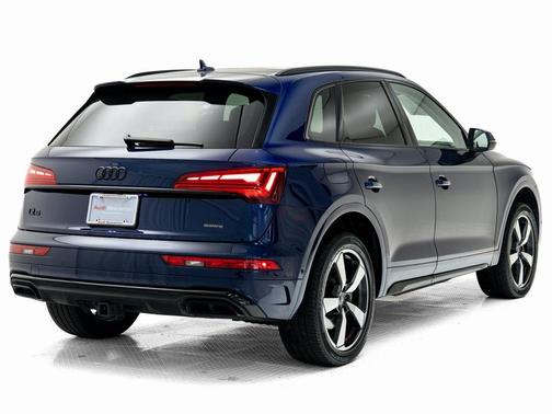 2022 Audi Q5 45 S line Prestige