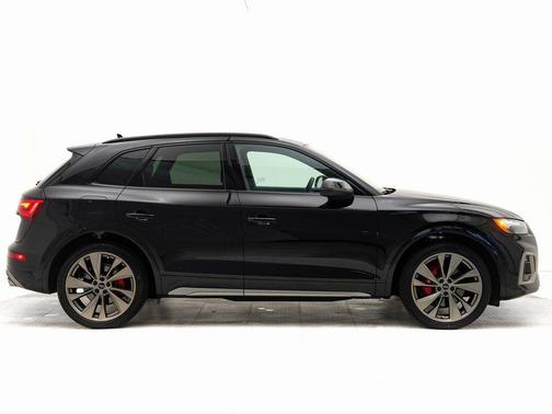 Mythos Black Metallic 2025 Audi SQ5 3.0T Premium Plus