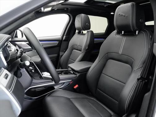 2024 Jaguar F-PACE R-Dynamic S P250 AWD Automatic