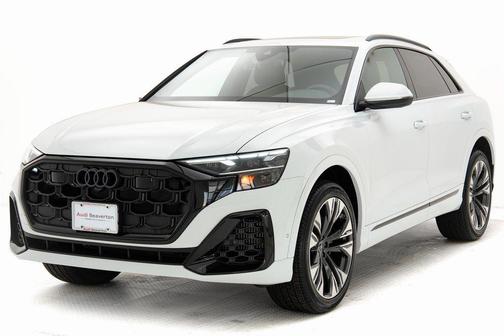 2025 Audi Q8 55 Premium Plus