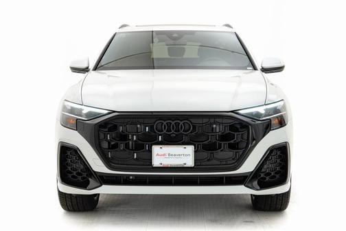 2025 Audi Q8 55 Premium Plus