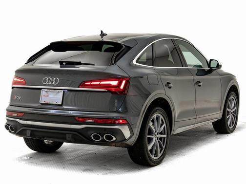 2022 Audi SQ5 3.0T Premium Plus