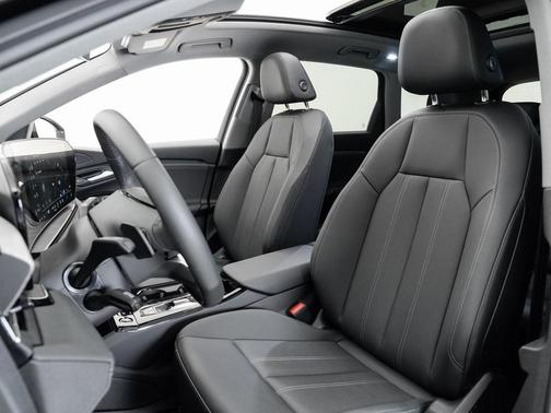 2025 Audi Q6 e-tron Premium