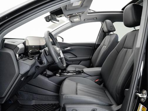 2025 Audi Q6 e-tron Premium