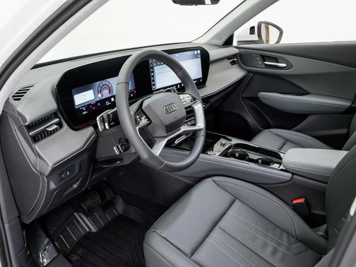 Arkona White 2026 Audi Q3 TFSI quattro S tronic