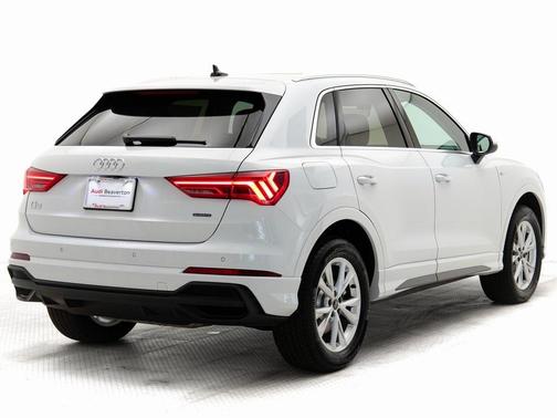 2025 Audi Q3 45 S line Premium Plus