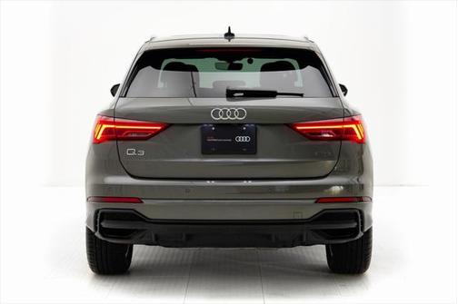 2024 Audi Q3 45 S line Premium Plus