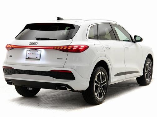 2025 Audi Q5 Premium