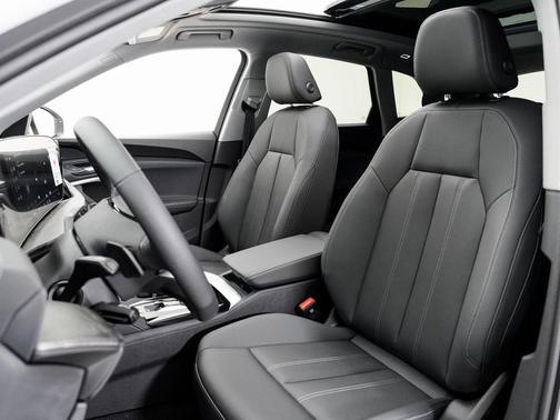 2025 Audi Q5 Premium