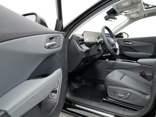 Mythos Black Metallic 2026 Audi Q3 TFSI quattro S tronic