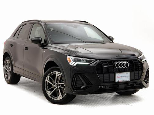 2025 Audi Q3 Premium 45 TFSI S line quattro Tiptronic