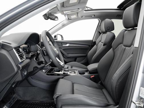 2025 Audi Q5 55 S line Premium Plus
