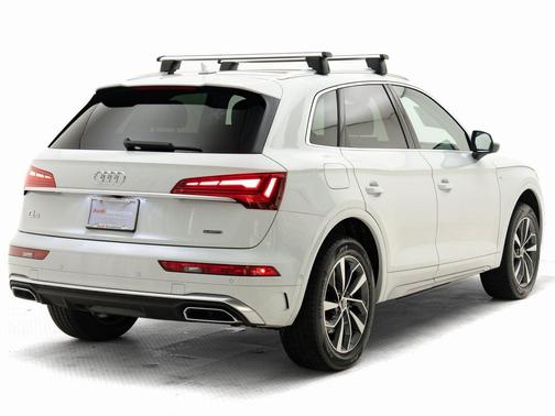 2023 Audi Q5 45 S line Prestige