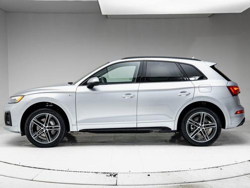2023 Audi Q5 e 55 S line Premium Plus