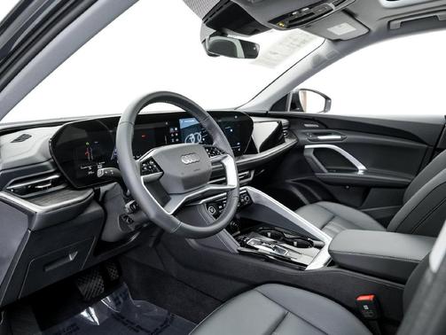 Tambora Gray Metallic 2025 Audi Q5 Premium Plus TFSI quattro S tronic