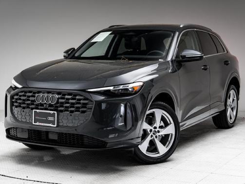 Tambora Gray Metallic 2025 Audi Q5 Premium Plus TFSI quattro S tronic