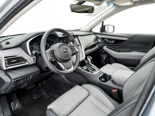 Ice Silver Metallic 2020 Subaru Outback Limited