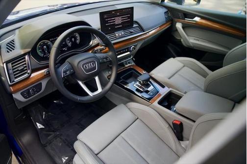 2021 Audi Q5 Premium Plus 55 TFSI e quattro S tronic