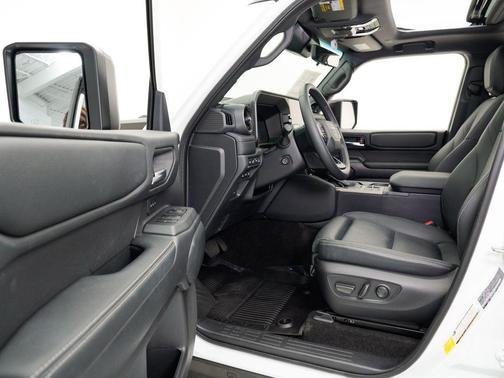 Ice Cap 2025 Toyota Land Cruiser Base