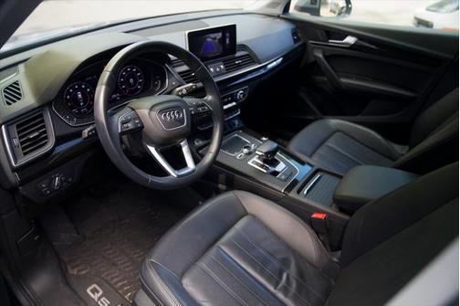 2020 Audi Q5 45 Premium Plus