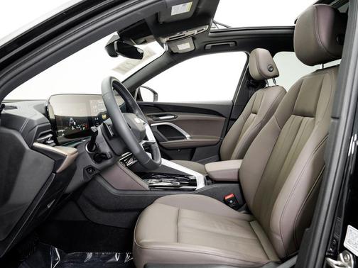 Black Metallic 2025 Audi Q5 Premium TFSI quattro S tronic