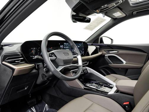 Black Metallic 2025 Audi Q5 Premium TFSI quattro S tronic